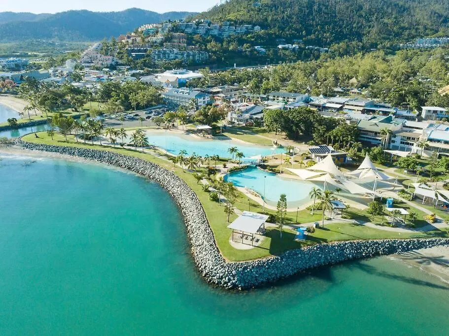 Star View 9, Pool, Wifi, Sleep 4, Best Views In Airlie Airlie Beach Australia